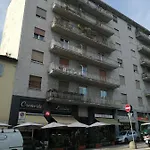 Casa Di Enri Como