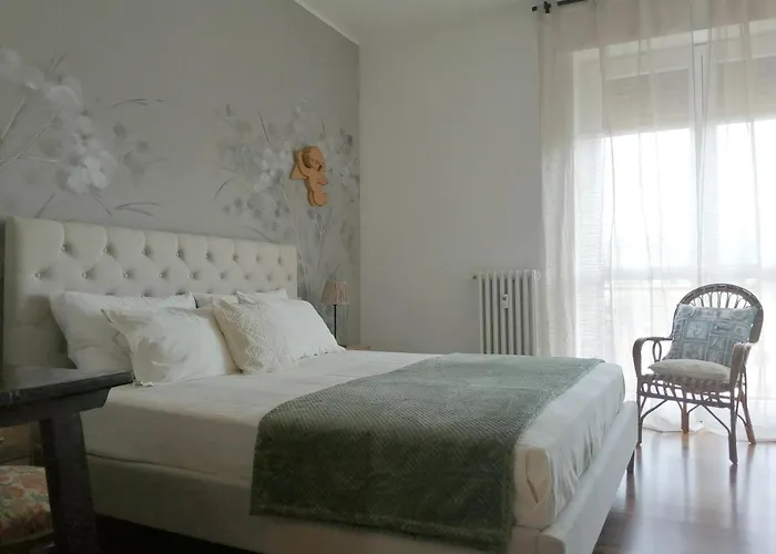 Casa Di Enri كومو